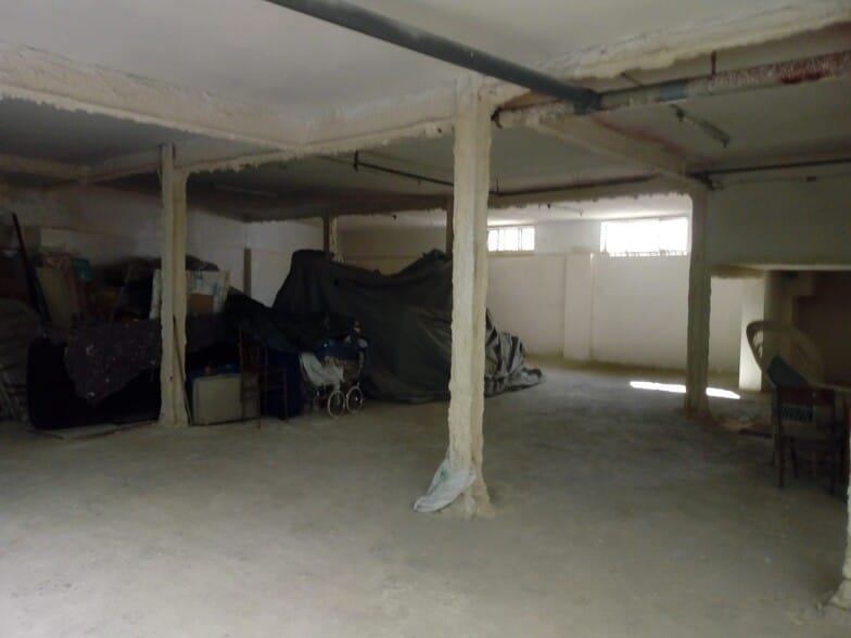 Multifamily in Madrid, Madrid for sale - Building Photo - Image 3 of 6