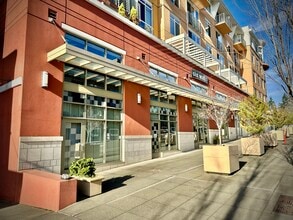 7650 SE 27th St, Mercer Island, WA for lease Building Photo- Image 2 of 6