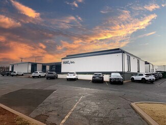 Plus de détails pour 390 NE 36th St, Oklahoma City, OK - Bureau à louer