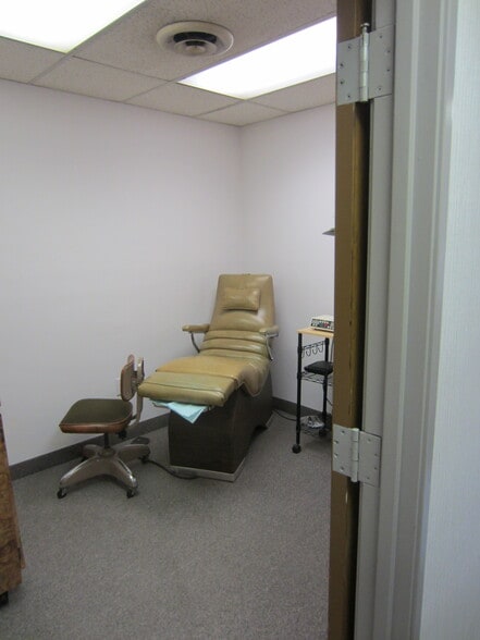 75 Bloomfield Ave, Denville, NJ for sale - Building Photo - Image 3 of 7