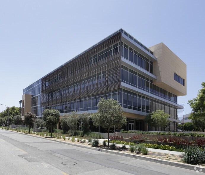 331 Foothill Rd, Beverly Hills, CA for lease - Building Photo - Image 1 of 4