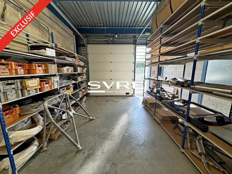 Flex in Marseille for lease Building Photo- Image 1 of 7