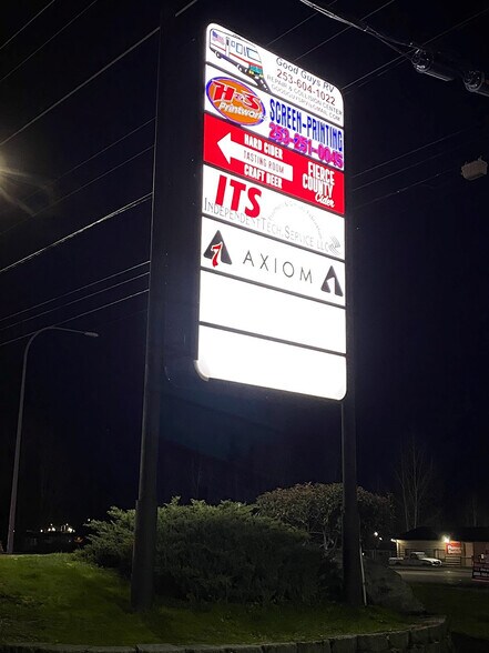 9918 162nd St Ct E, Puyallup, WA à louer - Photo du bâtiment - Image 3 de 7