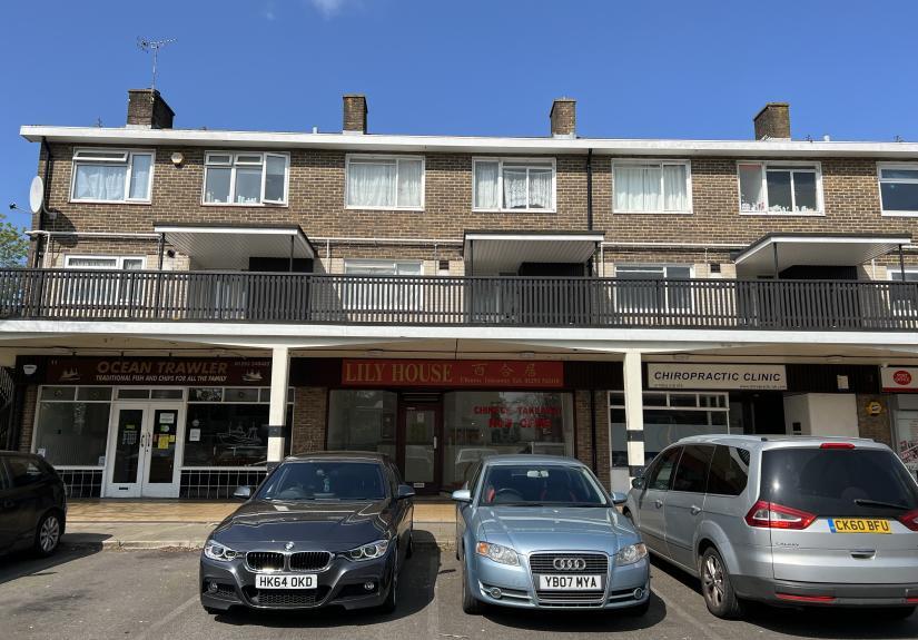 10 Southgate Parade, Crawley for lease Primary Photo- Image 1 of 3