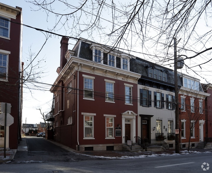 222 E Orange St, Lancaster, PA for lease - Primary Photo - Image 1 of 57