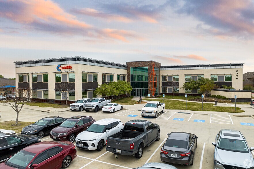 2770 W Main St, Frisco, TX à louer - Photo du bâtiment - Image 3 de 81