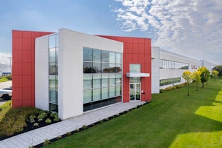 Plus de détails pour 235 Rue Isabey, Montréal, QC - Industriel à louer