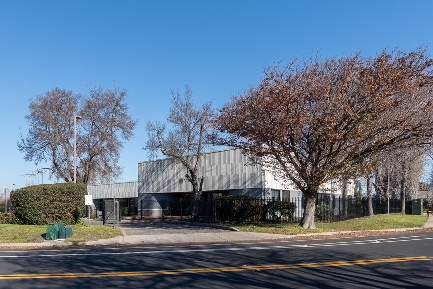 22421-22429 Hesperian Blvd, Hayward, CA à vendre - Photo du bâtiment - Image 2 de 24