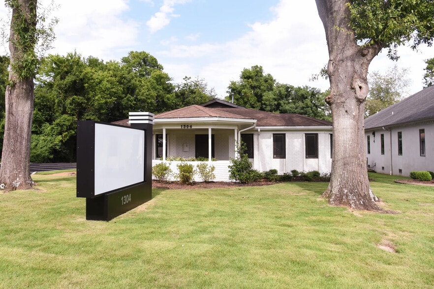 1304 14th Ave SE, Decatur, AL for lease - Building Photo - Image 1 of 11