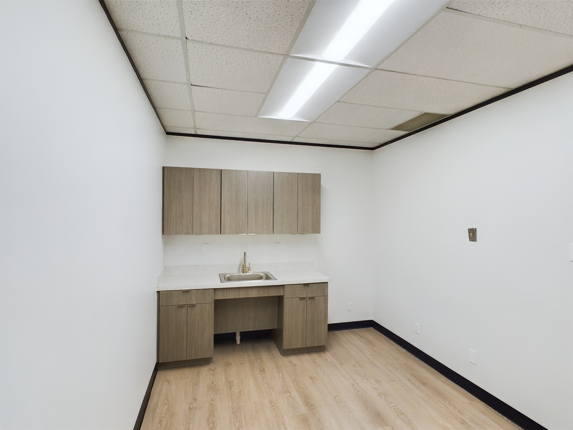 17440 N Dallas Pky, Dallas, TX for lease Interior Photo- Image 1 of 4