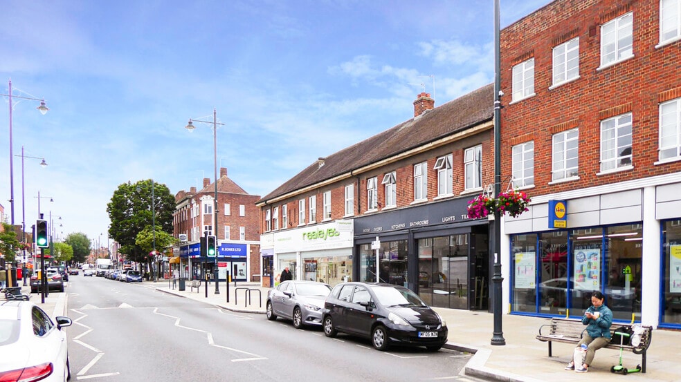 50-58 High Street portfolio of 3 properties for sale on LoopNet.ca - Building Photo - Image 3 of 4