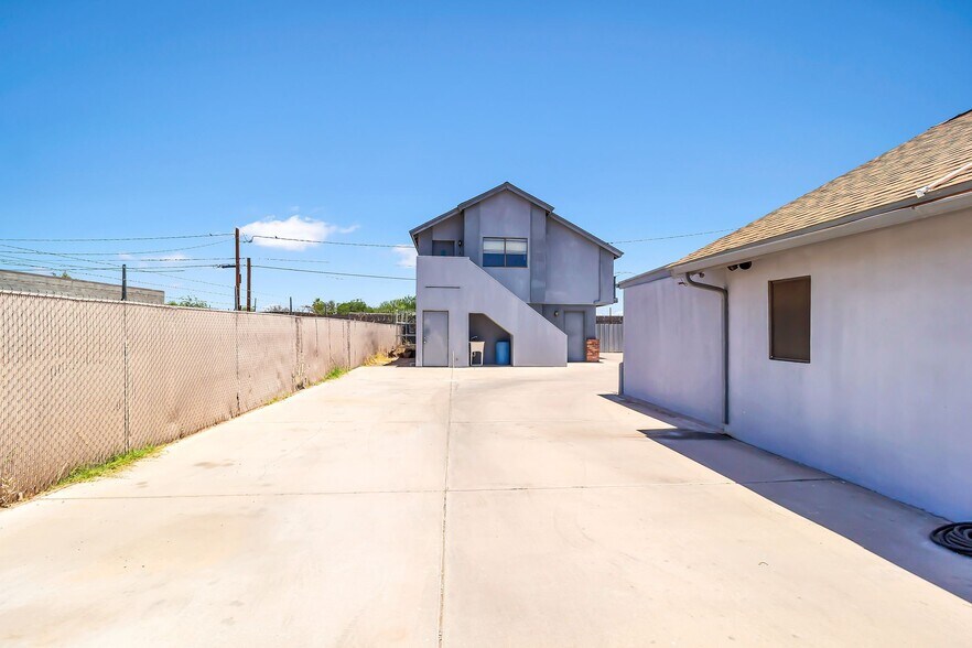 517 S Lebaron St, Mesa, AZ à louer - Photo du bâtiment - Image 3 de 51