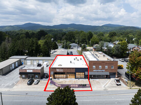 222 & 214 S Broad Street, Brevard NC - Services immobiliers commerciaux