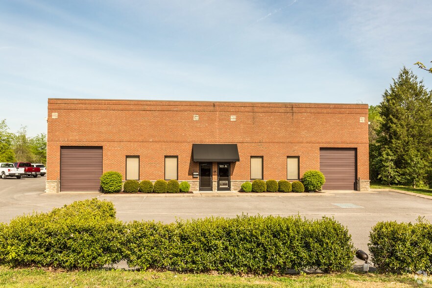 103 Tennessee Way, Hendersonville, TN à louer - Photo du bâtiment - Image 3 de 3