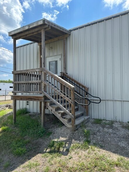 10632 Highway 23, Belle Chasse, LA à vendre - Photo du b timent - Image 2 de 19