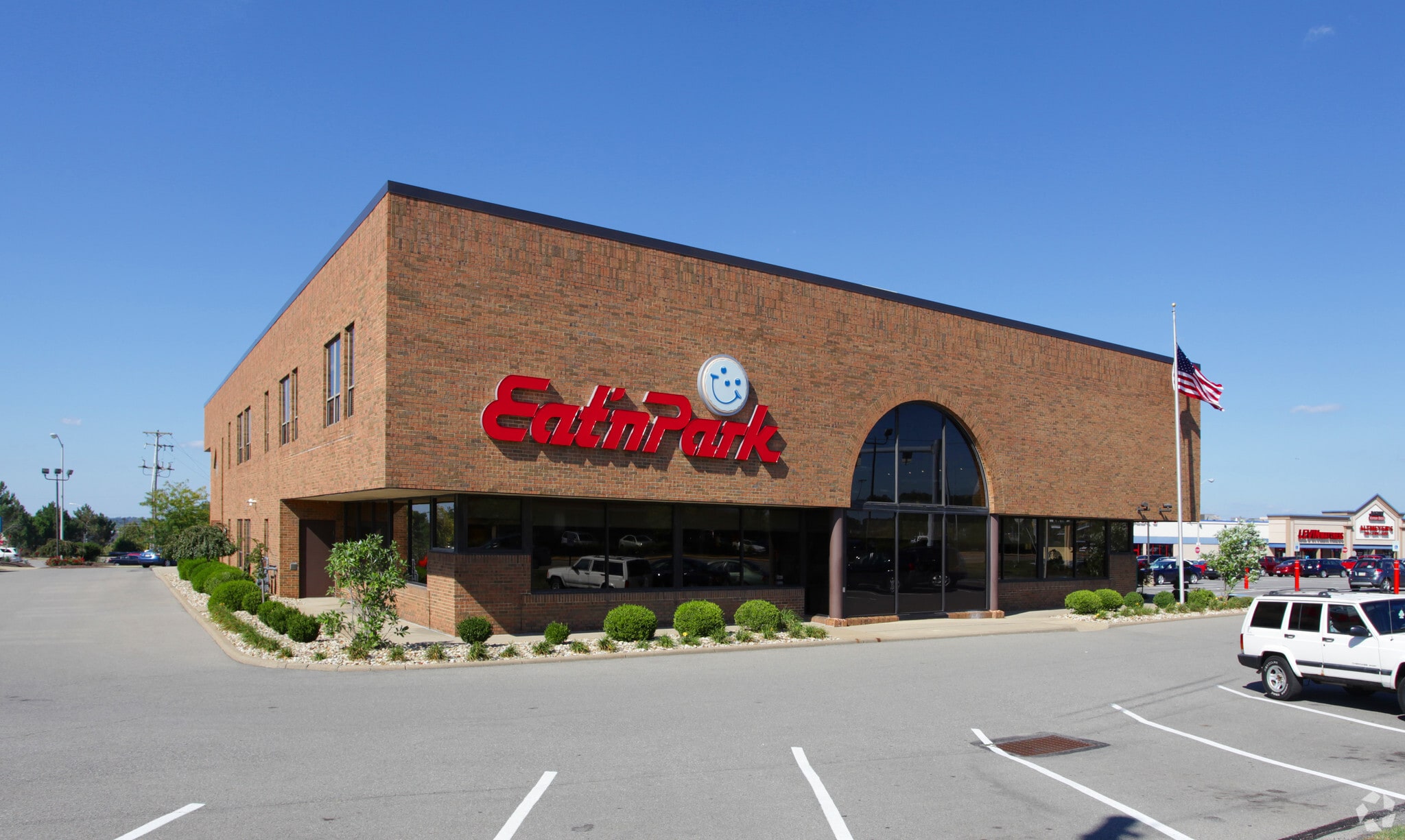 100 Park Manor Dr, Pittsburgh, PA for lease Primary Photo- Image 1 of 11