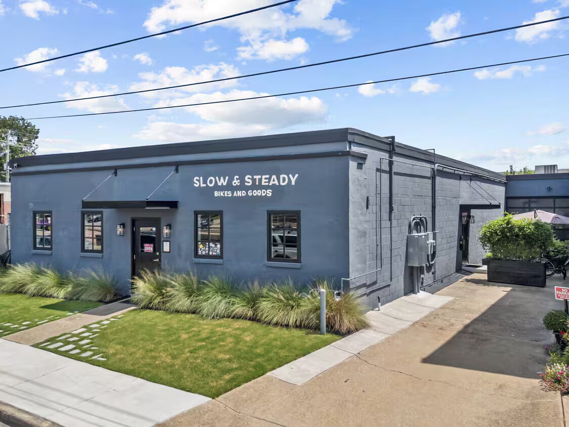 2406 Colley Ave, Norfolk, VA à vendre Photo du bâtiment- Image 1 de 1