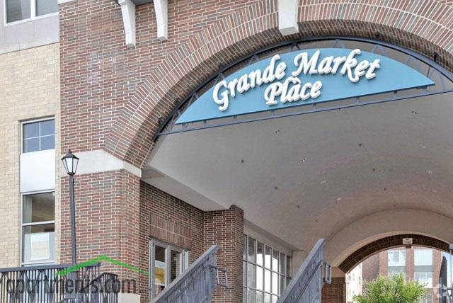 12700 Nicollet Ave, Burnsville, MN à louer - Photo du bâtiment - Image 2 de 108