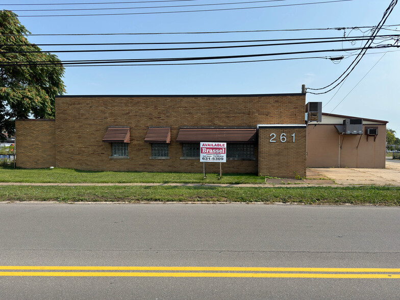 261 Main St, North Tonawanda NY - Warehouse