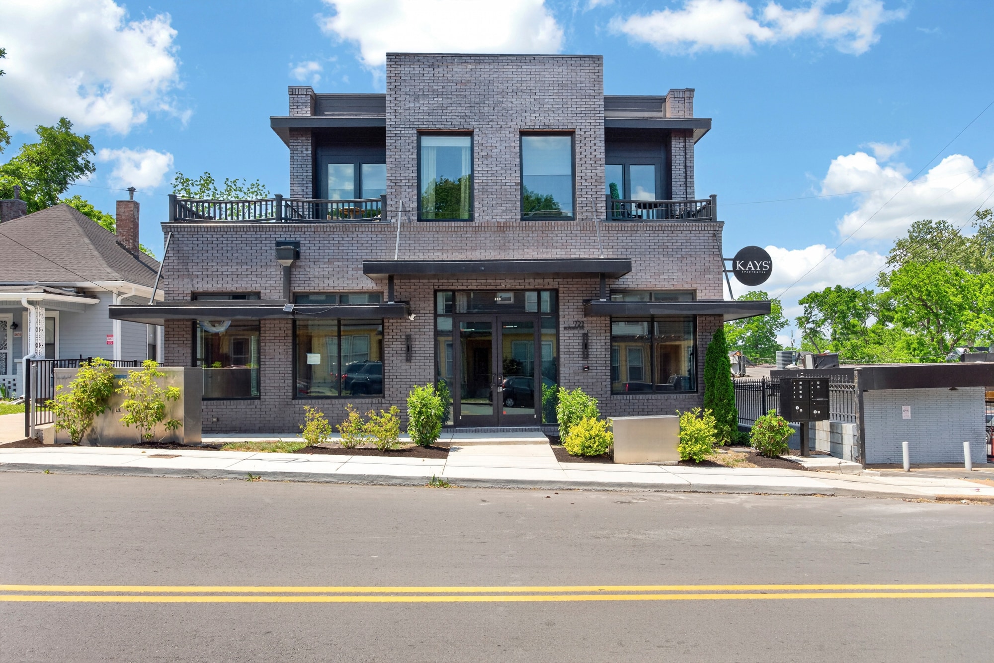 722 McFerrin Ave, Nashville, TN à louer Photo du bâtiment- Image 1 de 12