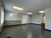 Open share office space 1