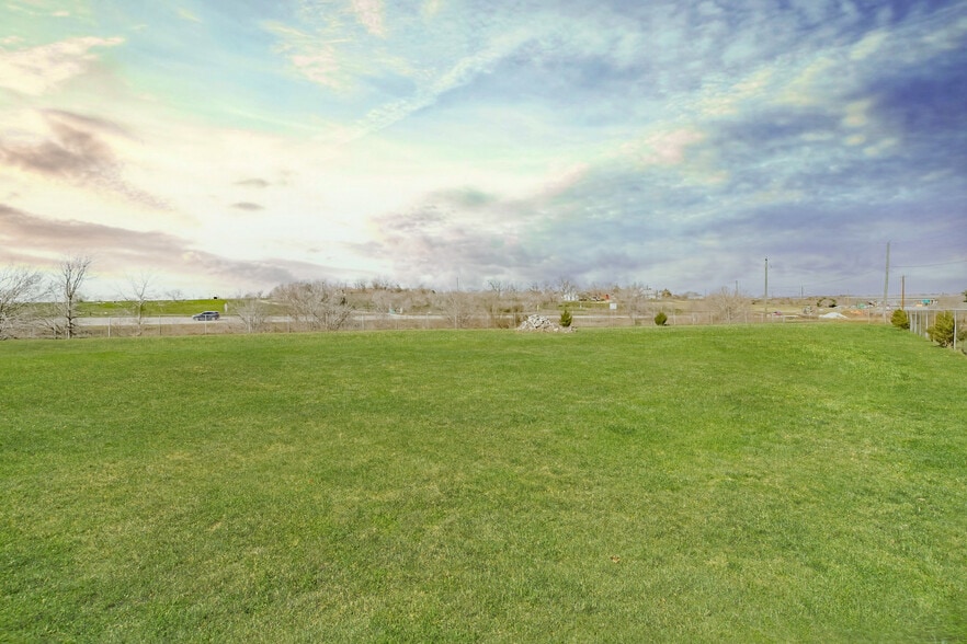 1801 Industrial Dr, Taylor, TX for lease - Other - Image 1 of 11