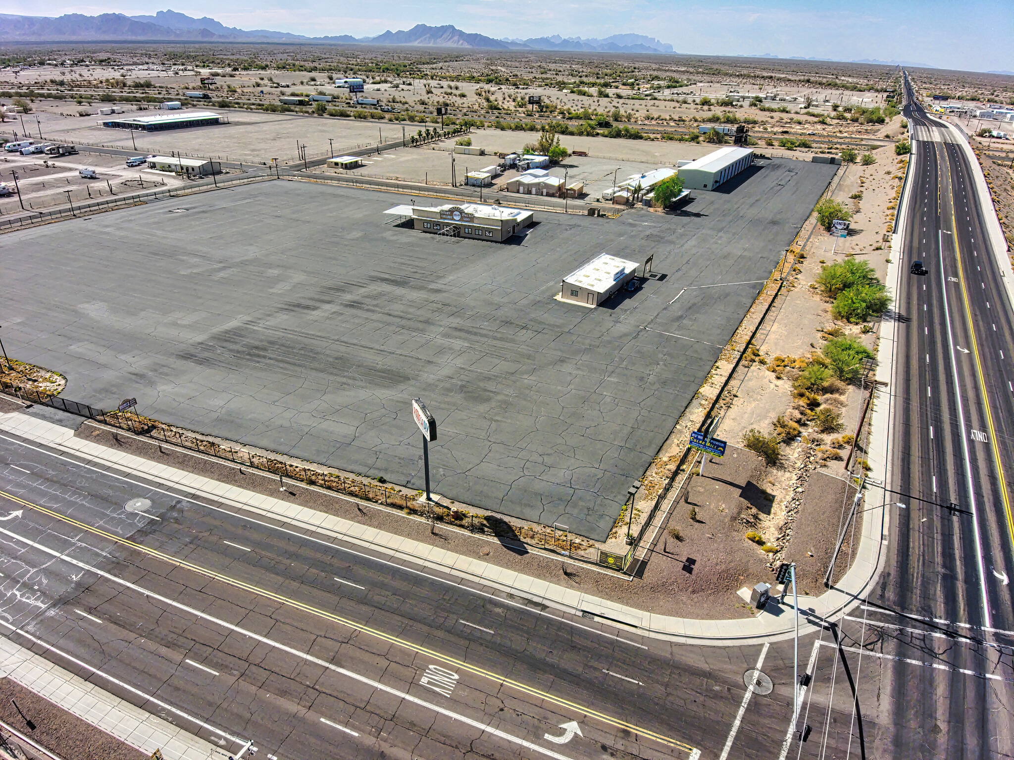 75 Main St, Quartzsite, AZ à vendre Photo principale- Image 1 de 13