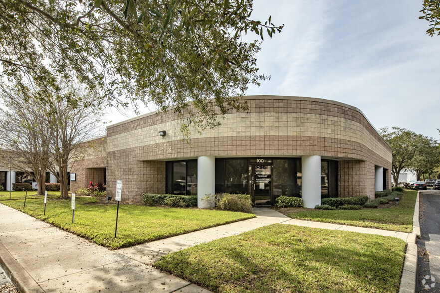 5910 Benjamin Center Dr, Tampa, FL à vendre - Photo du bâtiment - Image 1 de 1