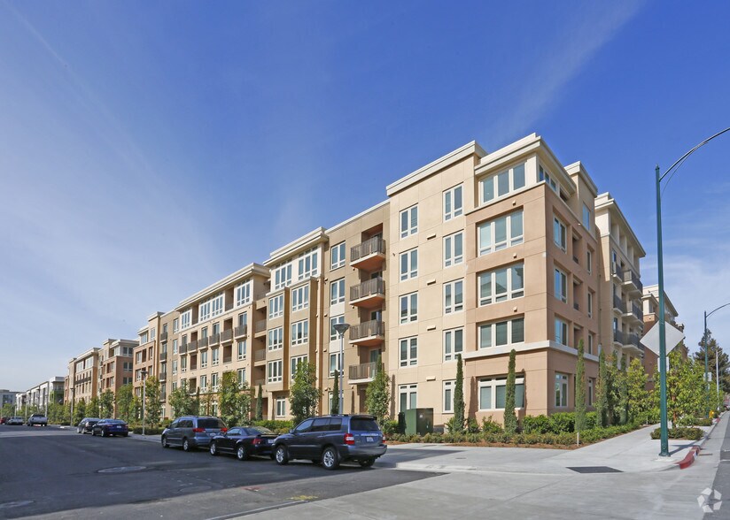 250 Brandon St, San Jose, CA à louer - Photo du bâtiment - Image 3 de 9