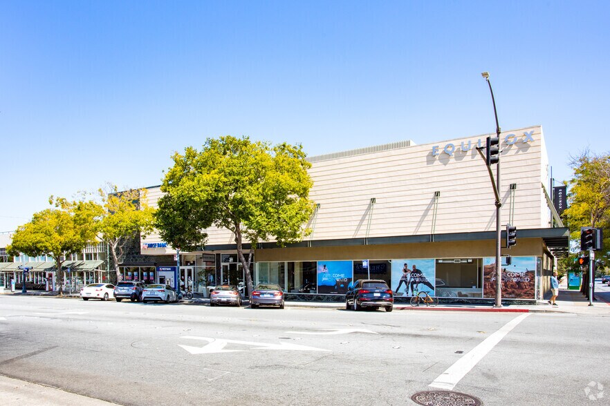 4-98 E 4th Ave, San Mateo, CA à louer - Photo du bâtiment - Image 2 de 6