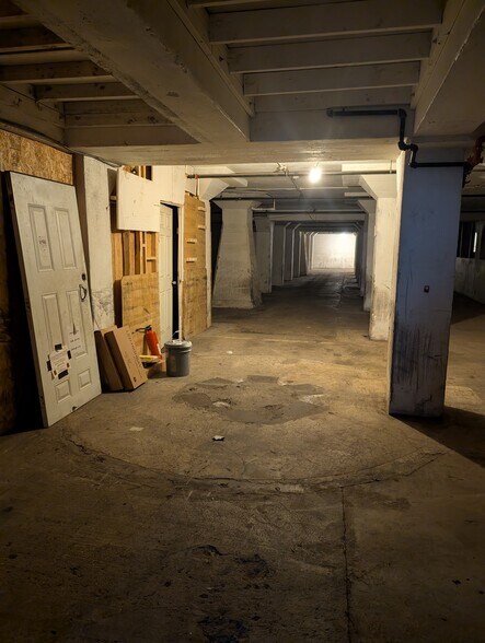 120 E Hollis St, Nashua, NH à louer - Photo du bâtiment - Image 3 de 23