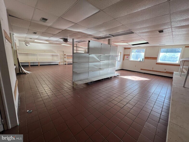 1760-1762 Main St, Port Norris, NJ à vendre - Photo du bâtiment - Image 3 de 11