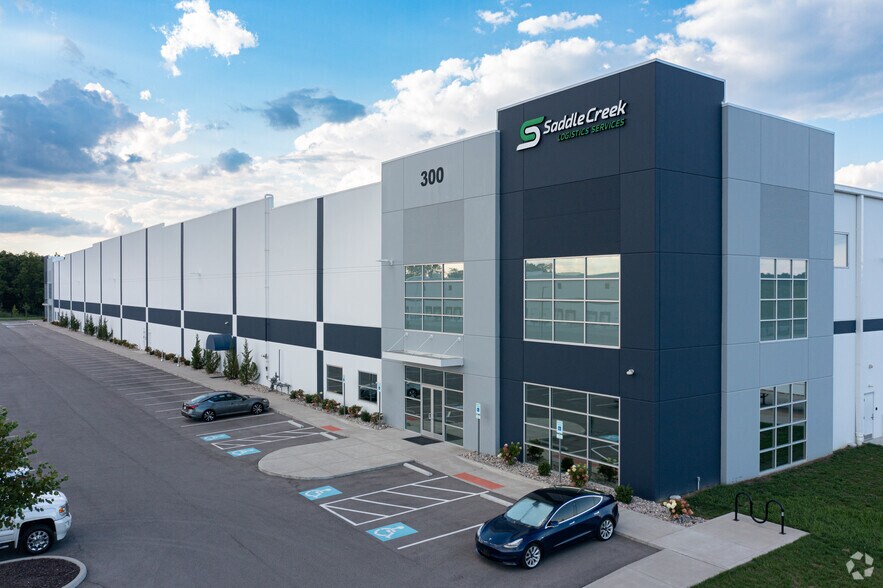 301 Richard Knock Hwy, Walton, KY à louer - Photo du bâtiment - Image 2 de 4