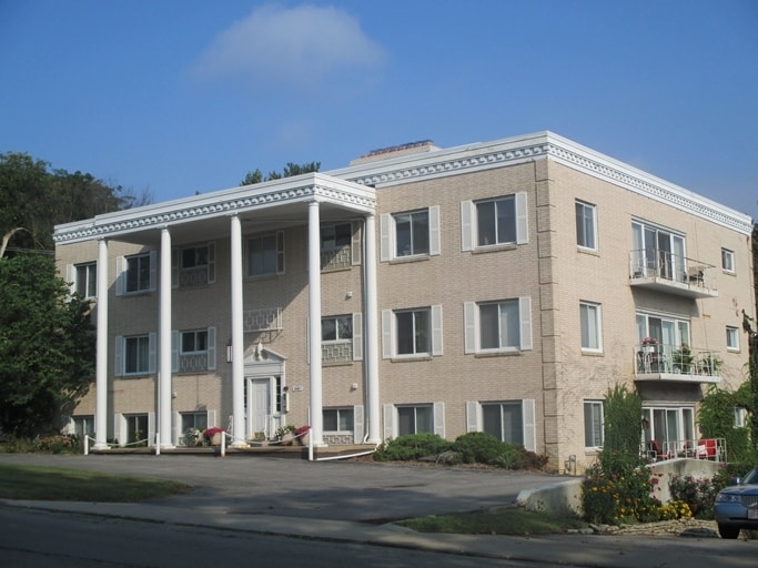 4044 W Bancroft St, Toledo, OH à vendre Photo du bâtiment- Image 1 de 33