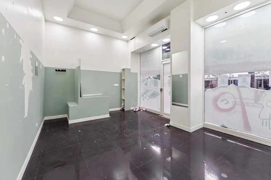 Commerce de détail dans Paris à vendre - Photo du bâtiment - Image 2 de 10