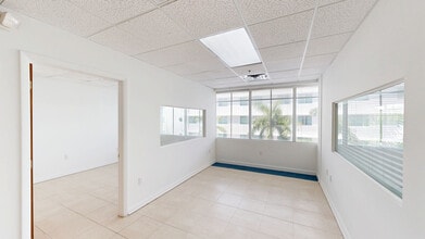 235 Lincoln Rd, Miami Beach, FL for lease Matterport 3D Scan- Image 1 of 11