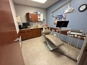 2953-2957 5th Ave S, Fort Dodge, IA for lease Interior Photo- Image 1 of 16