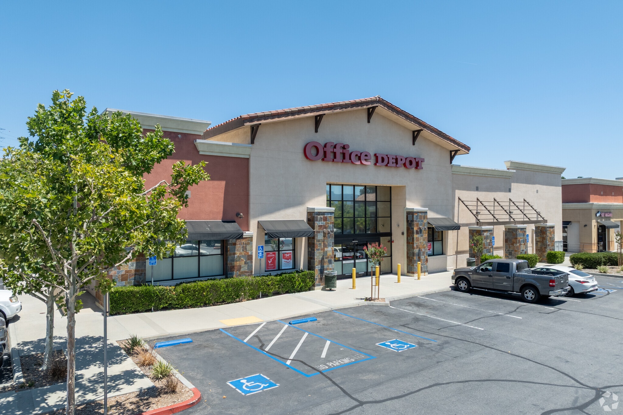 28150 Newhall Ranch Rd, Valencia, CA for sale Primary Photo- Image 1 of 5