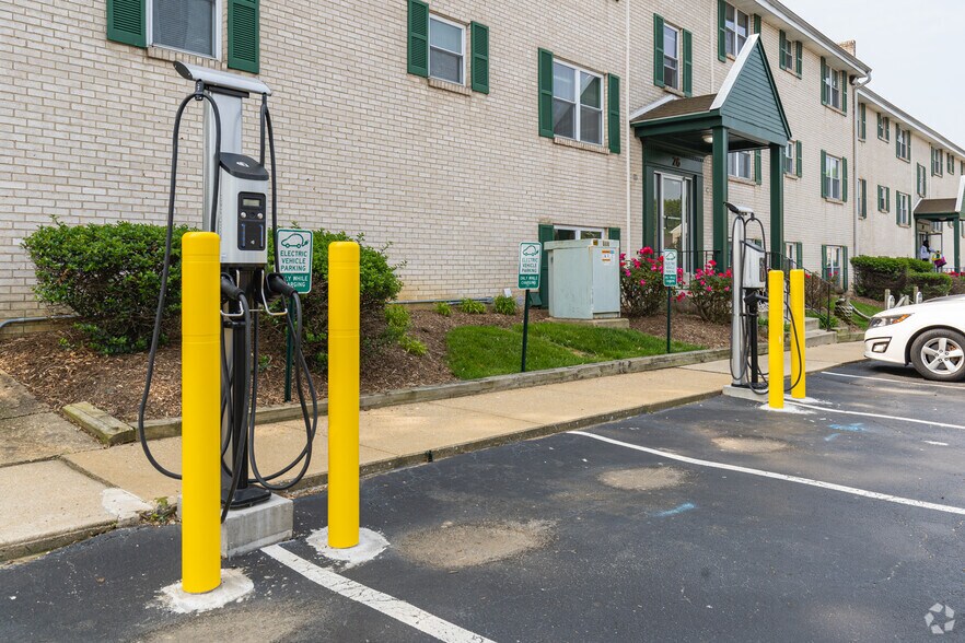 26 Cheswold Blvd, Newark, DE à vendre - Photo du bâtiment - Image 3 de 33