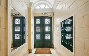 Bureau dans Paris à louer Photo intérieure- Image 2 de 9