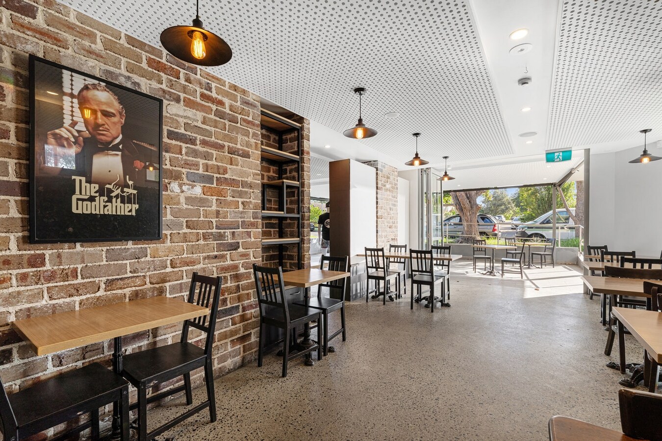 623 Port Hacking Rd, Caringbah South, NSW 2229 - Unit 1 - - Interior Photo - Image 2 of 3