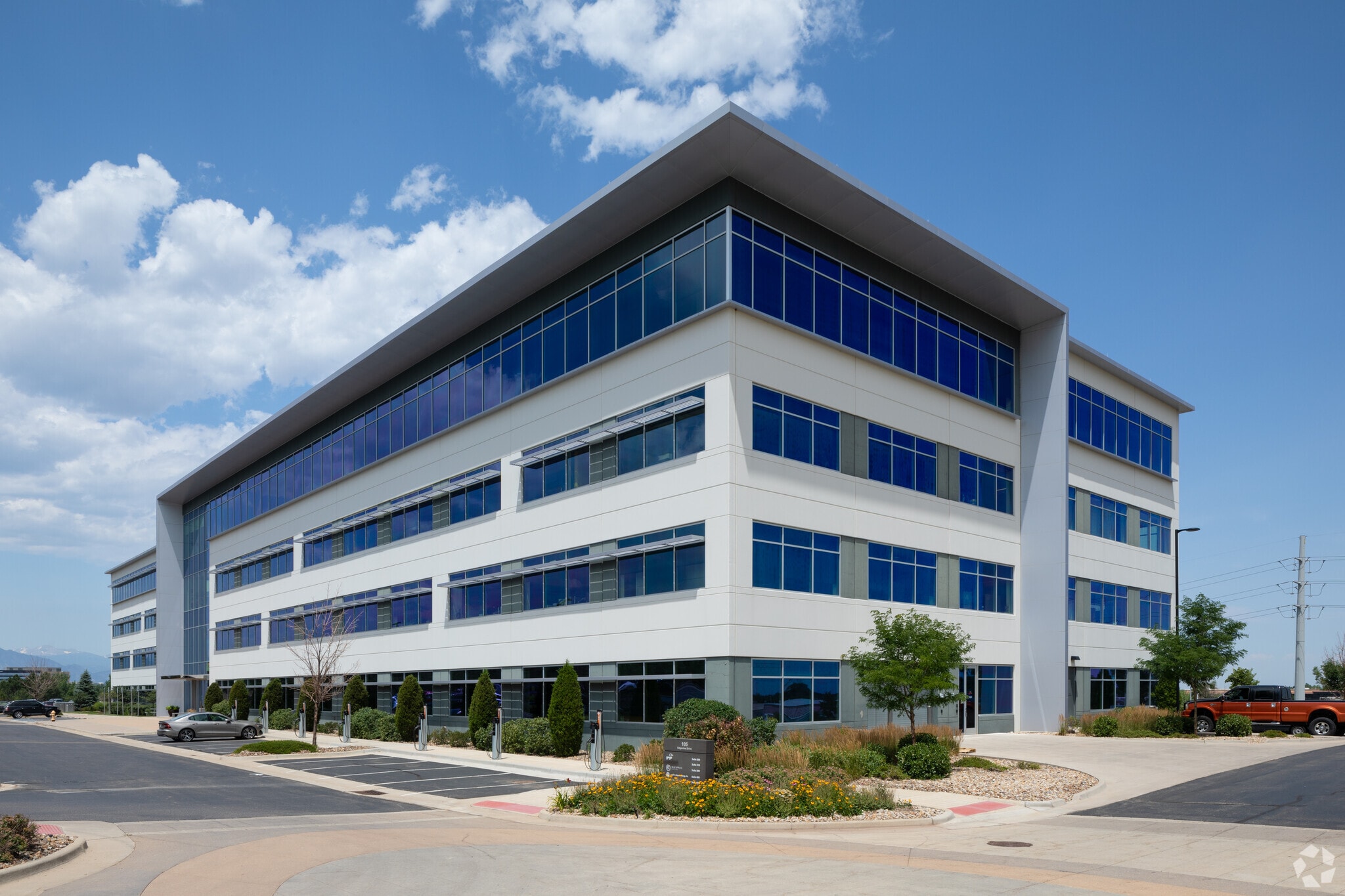 105 Edgeview Dr, Broomfield, CO for lease Primary Photo- Image 1 of 10