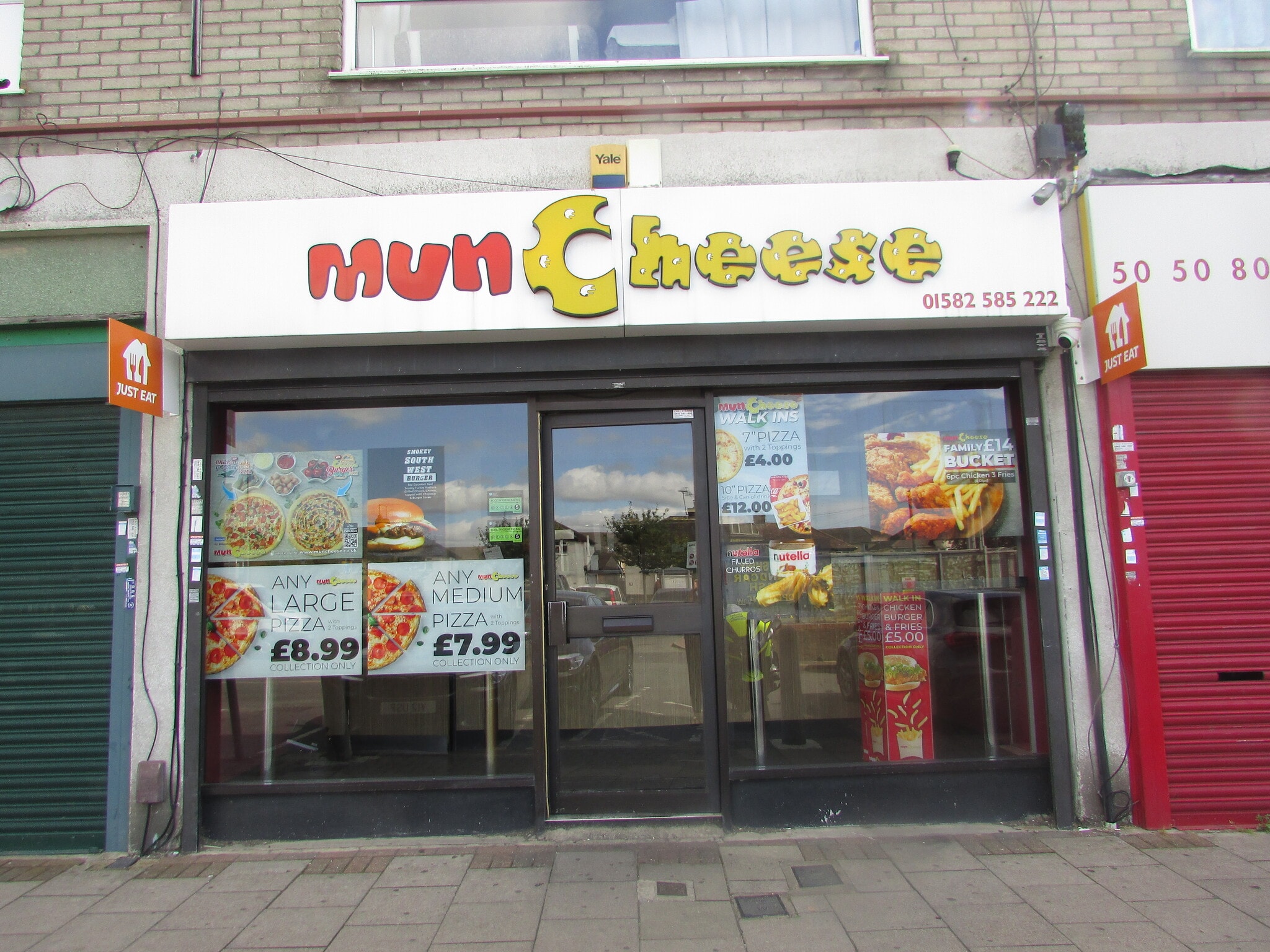 26 Sundon Park Para, Luton for lease Building Photo- Image 1 of 3