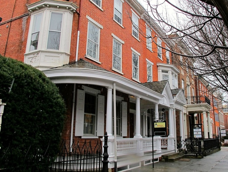 235 N Duke St, Lancaster, PA à louer - Photo principale - Image 1 de 34