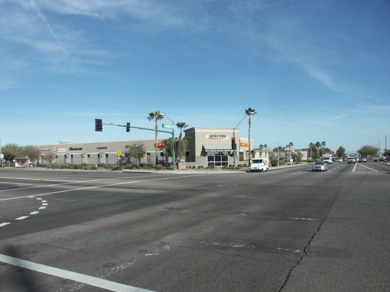 4804 E Chandler Blvd, Phoenix, AZ for lease Primary Photo- Image 1 of 9
