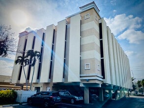 12955 Biscayne Blvd, North Miami, FL for lease Interior Photo- Image 1 of 1