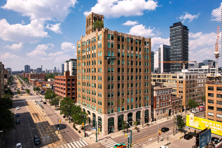 119 Spadina Ave, Toronto, ON à louer - Photo du bâtiment - Image 2 de 33