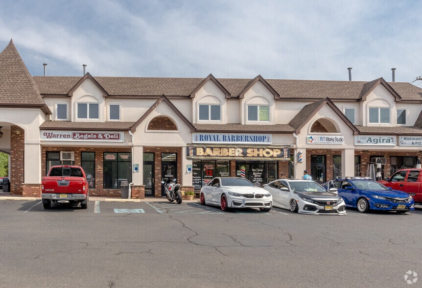 125 Washington Valley Rd, Warren, NJ for lease - Building Photo - Image 2 of 6