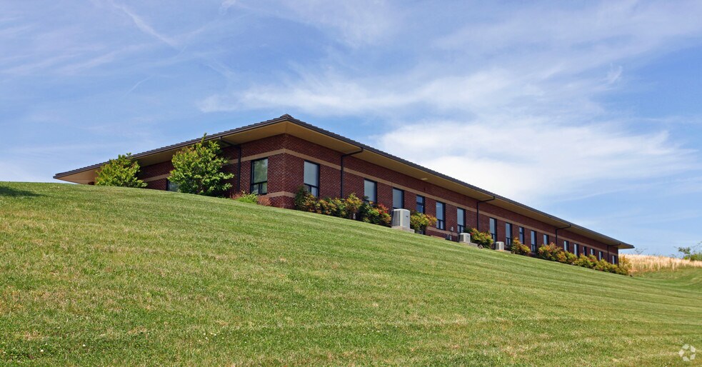 7714 Conner Rd, Powell, TN à louer - Photo du bâtiment - Image 2 de 4