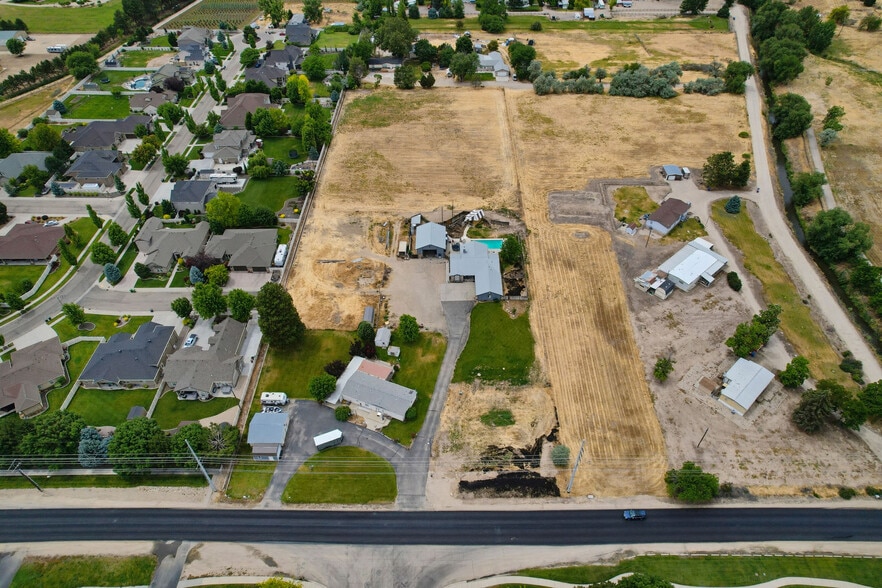 1299 N Black Cat Rd, Meridian, ID for sale - Building Photo - Image 3 of 45